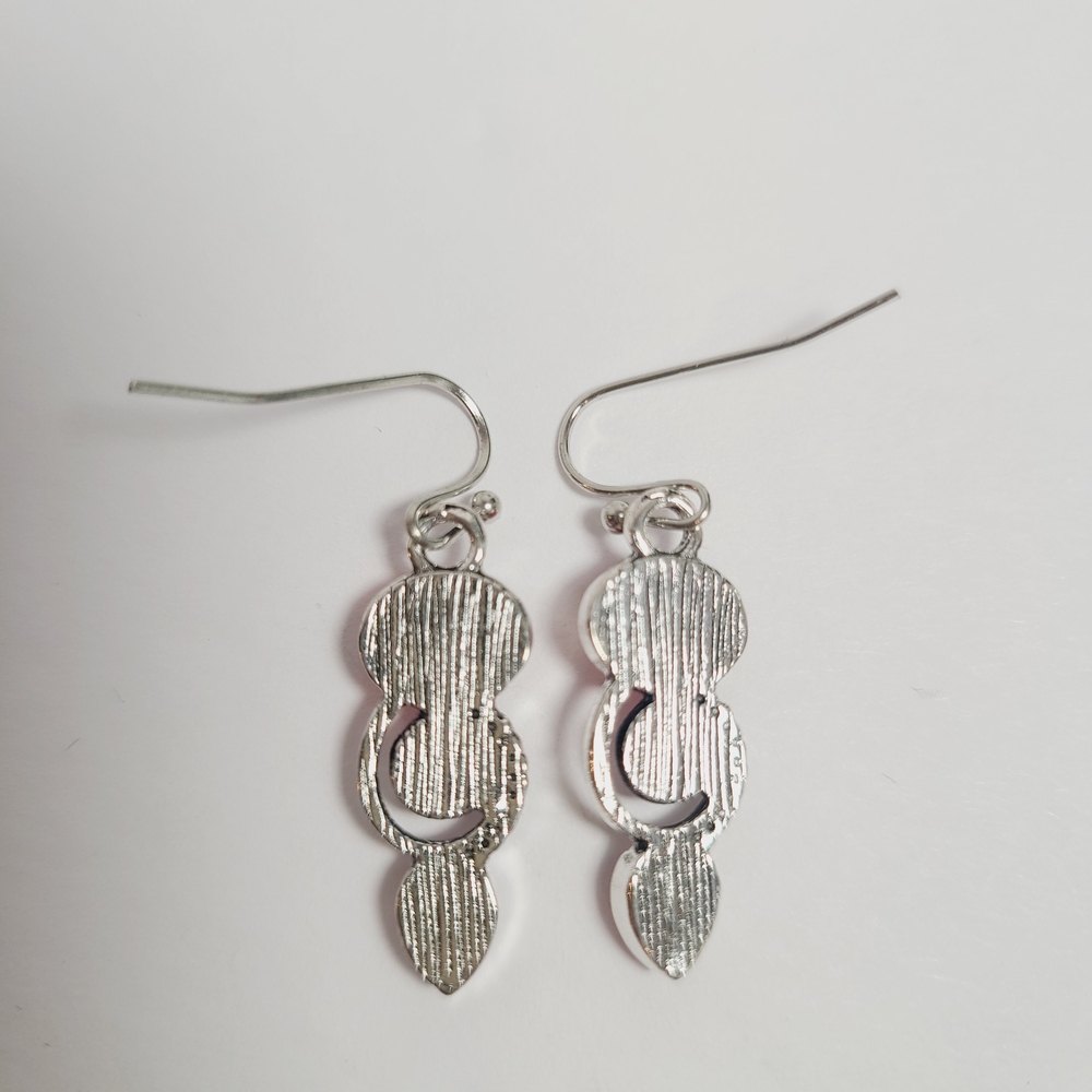 Elegant Red and Silver Tone Dangle Earrings - Picture 5 of 5